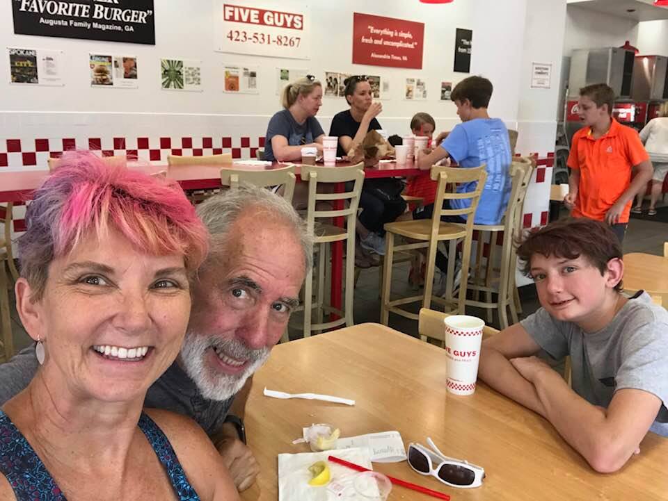 65087085_10219382396891492_6303722203259076608_n